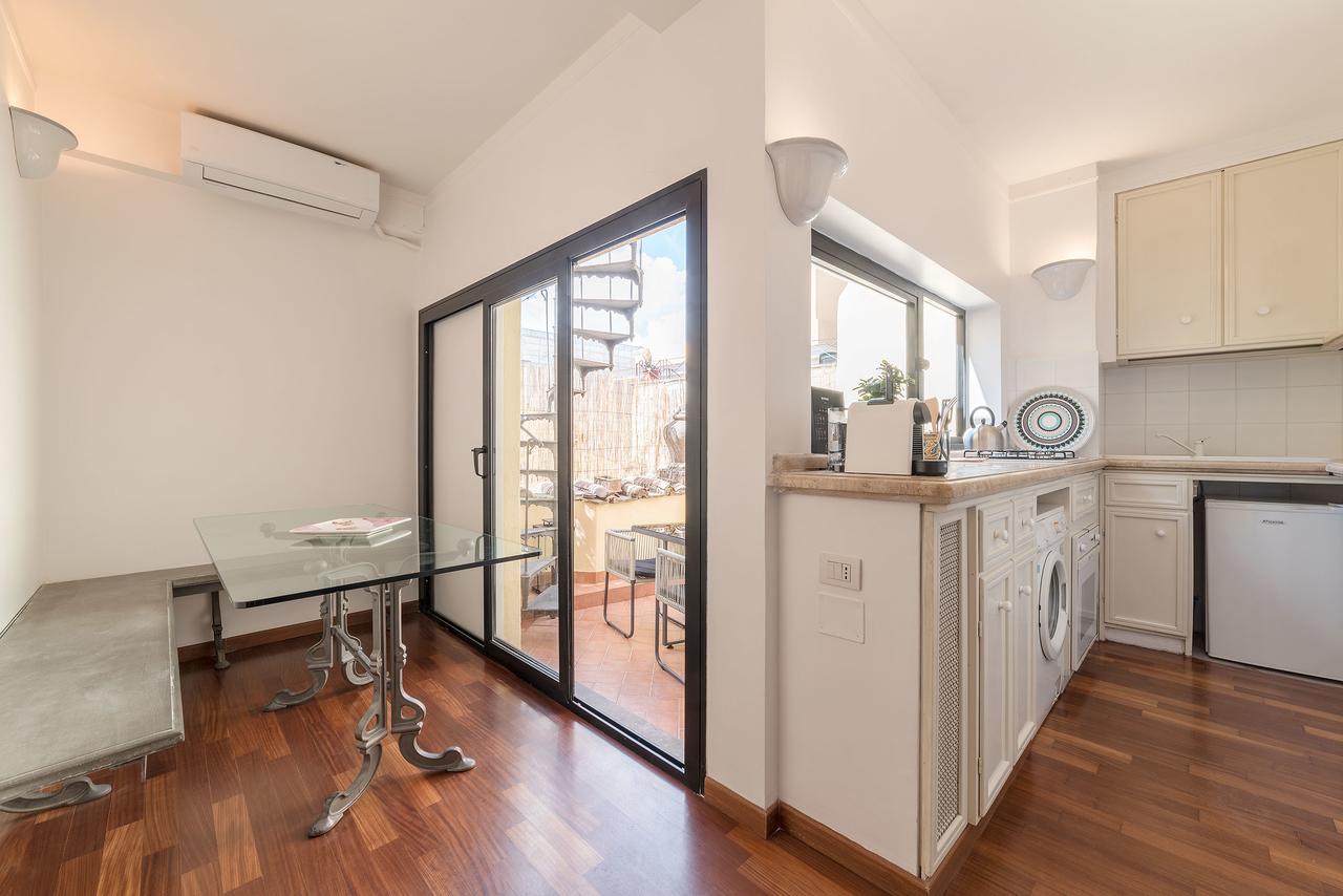 Cs Campo De'Fiori - Navona Amazing Terrace Apartment Рим Екстериор снимка
