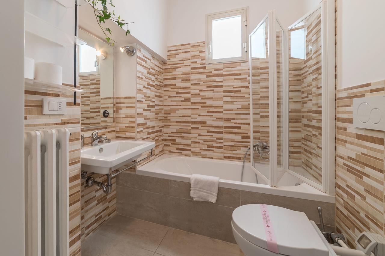 Cs Campo De'Fiori - Navona Amazing Terrace Apartment Рим Екстериор снимка